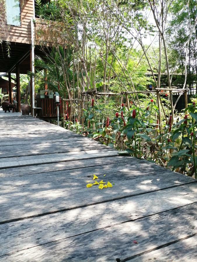 Rustic​ Charm​ Suphan​ Ban Tha Pong Экстерьер фото